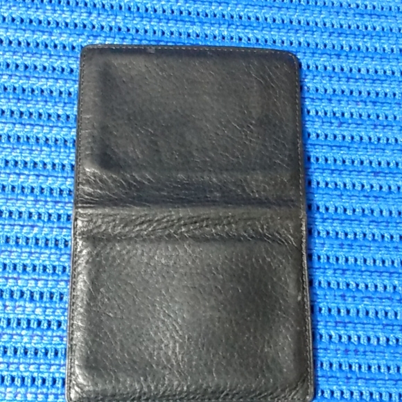 Leather card holder - Picture 3 of 6